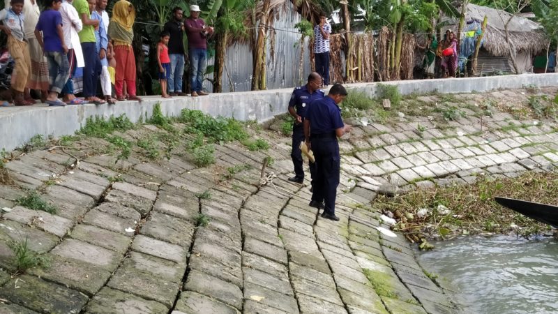 বাগেরহাটে মোরেলগঞ্জে নদী থেকে নবজাতকের লাশ উদ্ধার